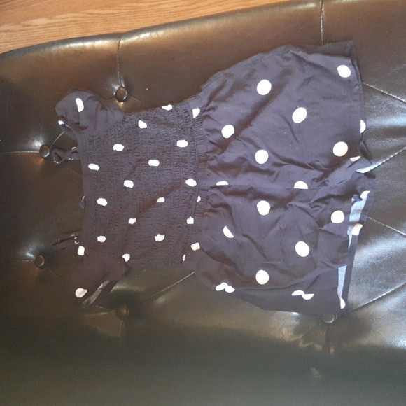 Size 5 Girls 3 Dresses / Romper - Picture 5 of 9